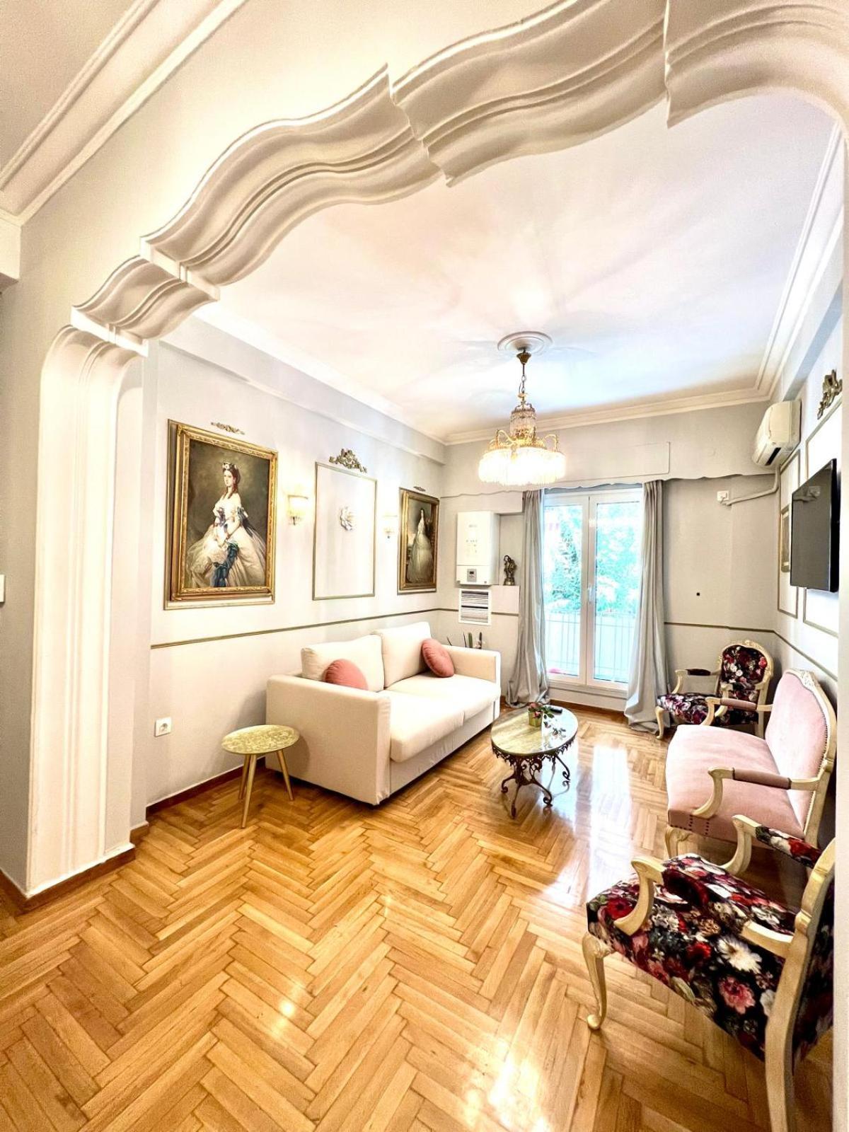 Charming Mini-Palace In Colorful Exarhia Area Apartment Athena Bagian luar foto